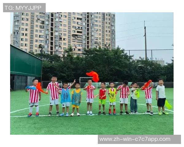 足球提示题：如何提升你的足球技巧与战术理解，成为场上的明星球员